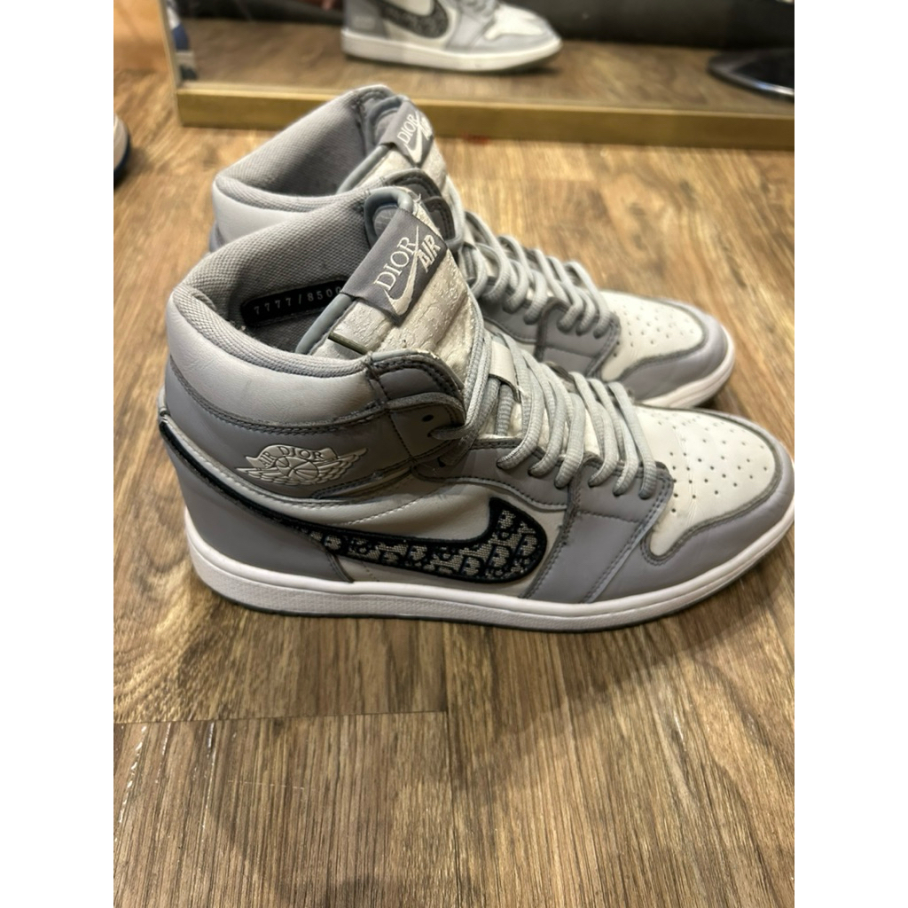 NIKE AIR JORDAN 1 HIGH WOLF GREY X DIOR