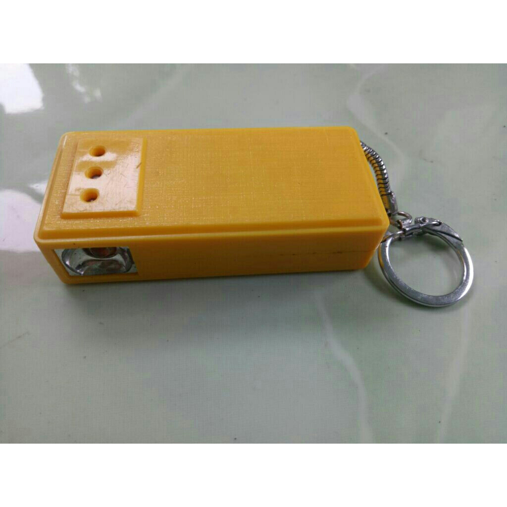 Preloved Gantungan Kunci Senter Kotak (Baterai Mati) Second