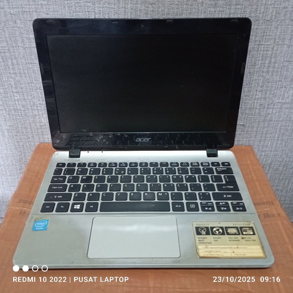 Notebook Acer Aspire E3 -111 series Ram2gb DDR3 Kondisi mati gambling unit Lcd11in mulus