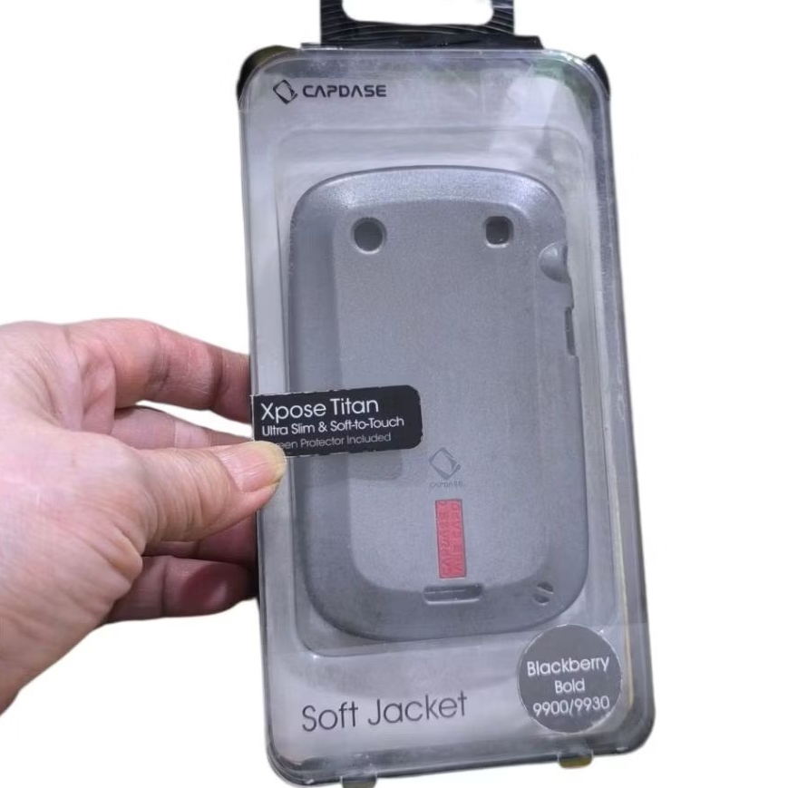 Capdase Soft Jacket & ICE Crystal Case Blackberry Bold 9900/9930.