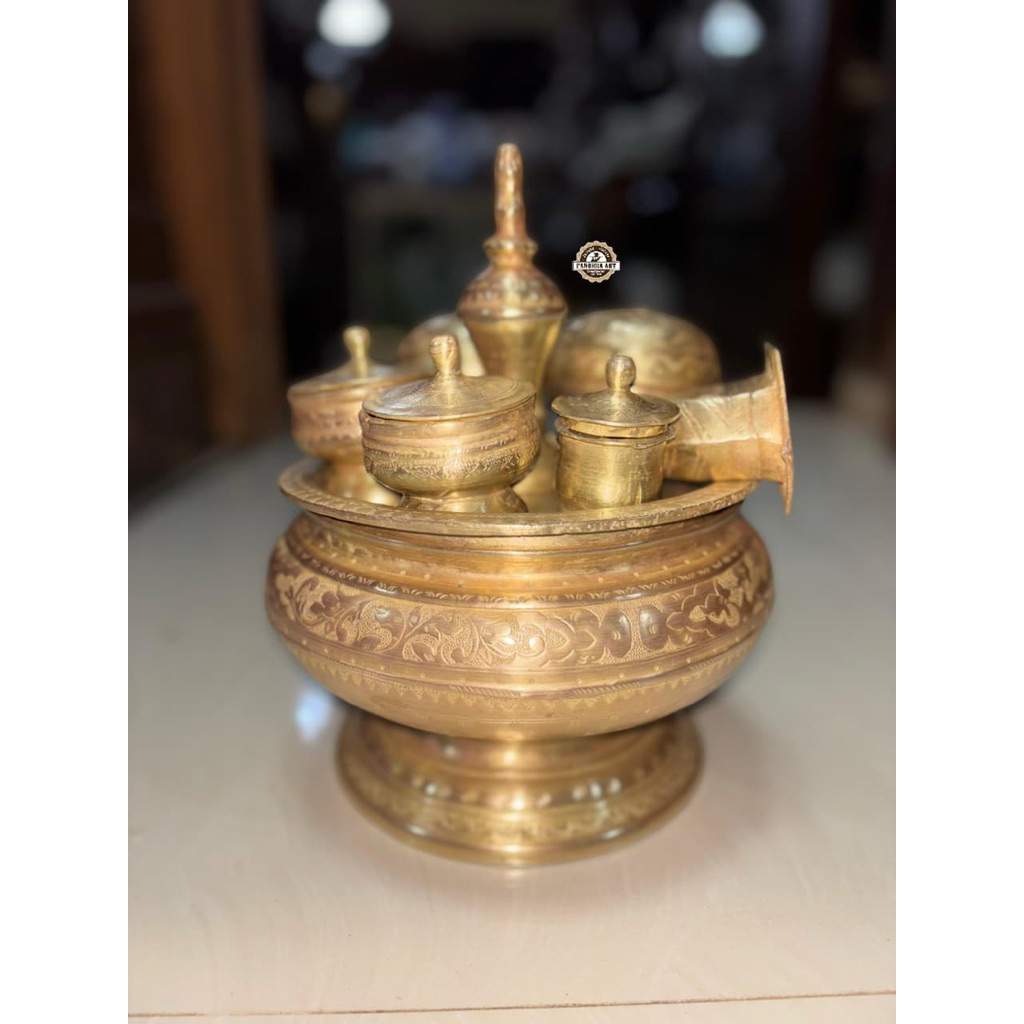 Kinangan bokor ukir CANTIK kuningan KUNO size BESAR