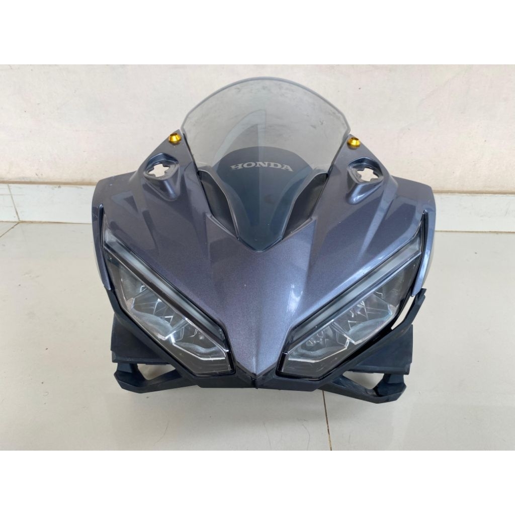 Headlamp reflektor mika lampu depan set kedok visor honda cbr 150 r led K45N original
