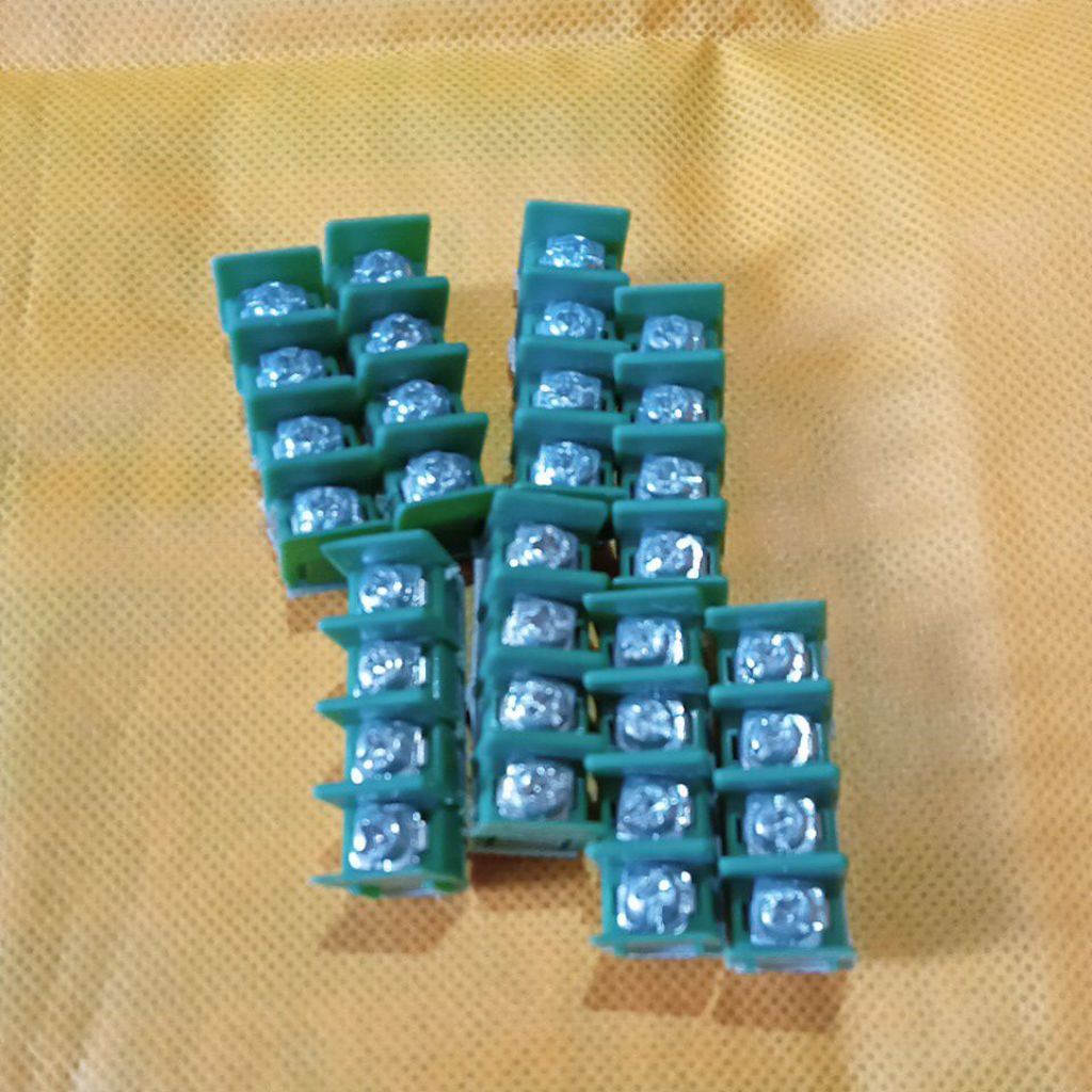 Terminal Blok 4 pin PCB 7,52mm