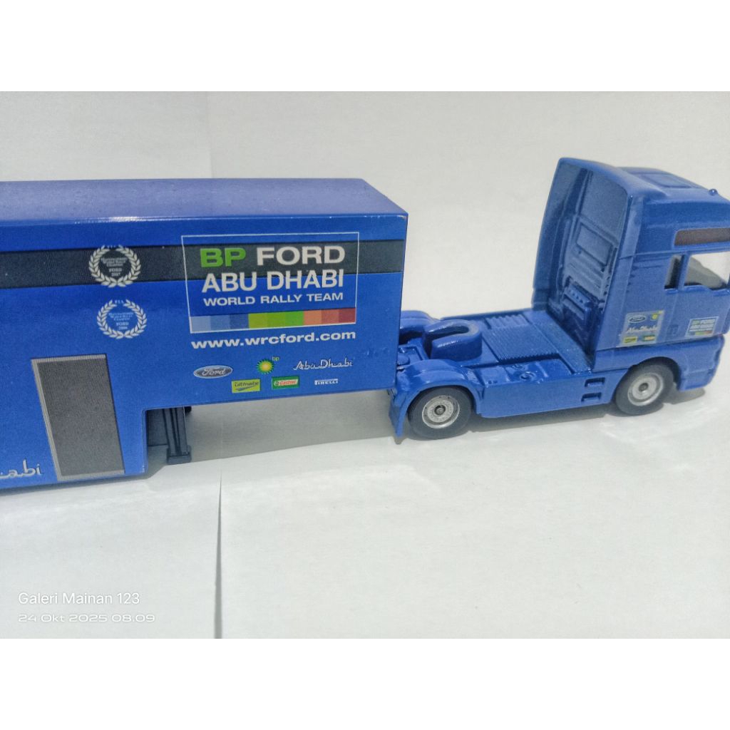 Majorette Transporter Ford Abu Dhabi