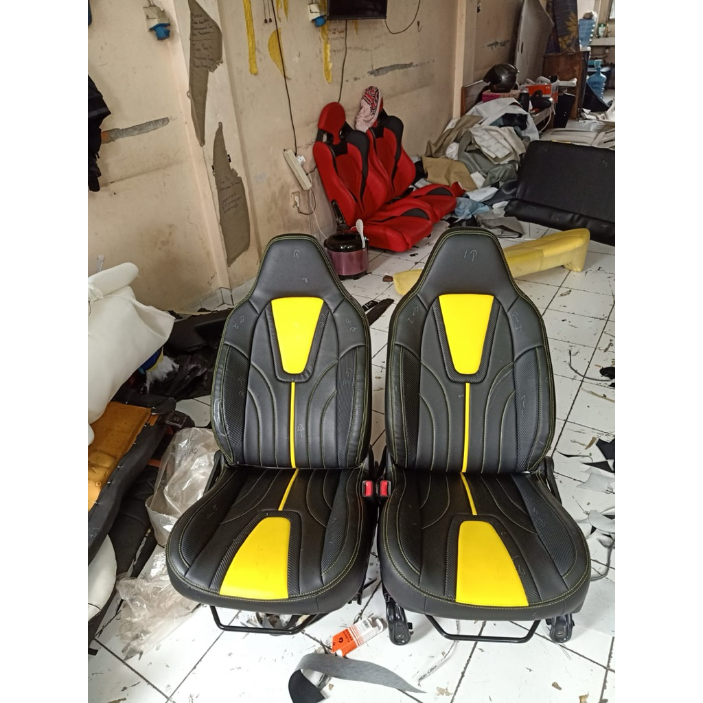 sarung jok mobil toyota agya/ayla ( mbtech)