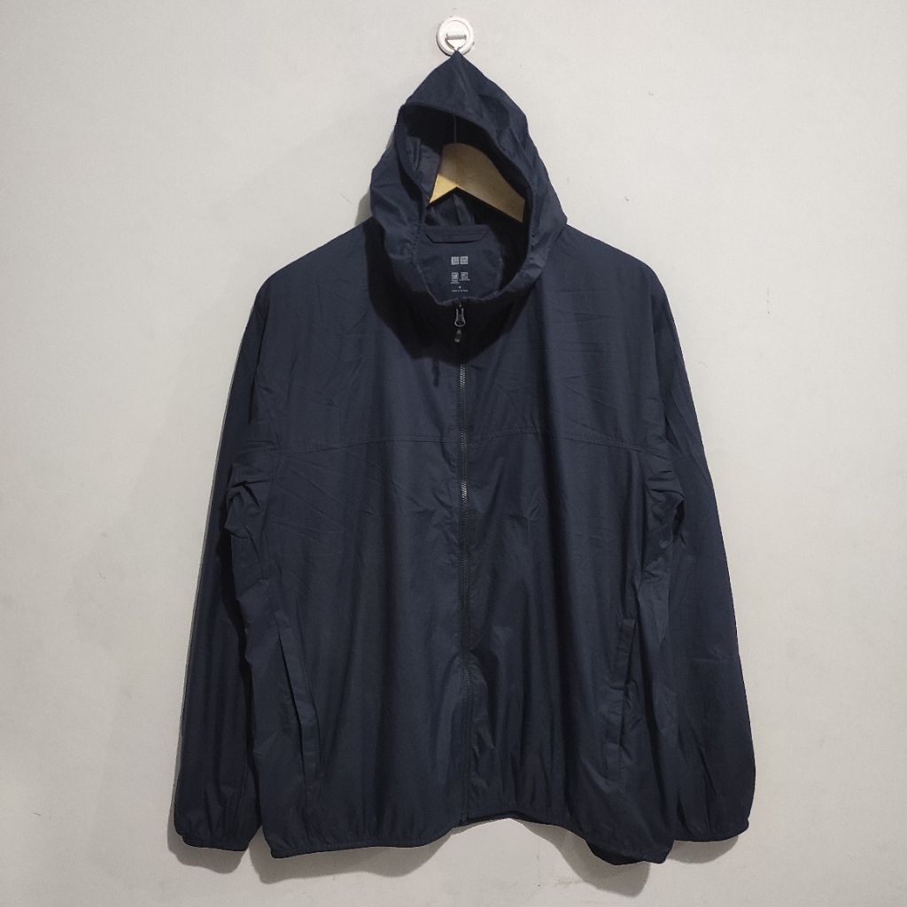 Uniqlo Men UV Protection Pocketable 3D cut Indigo Parka Jacket M