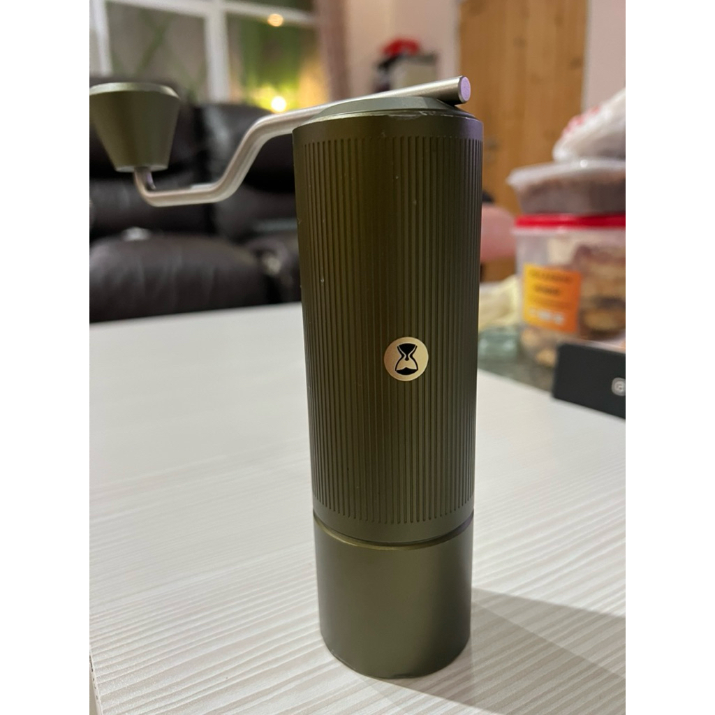 Manual hand grinder timemore chestnut x lite second