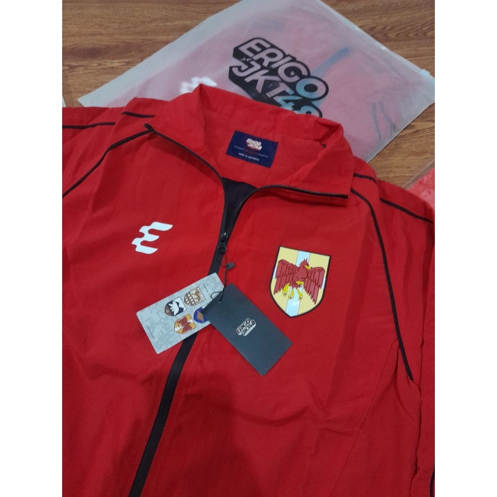 tracksuit erigo x jkt 48 (red)