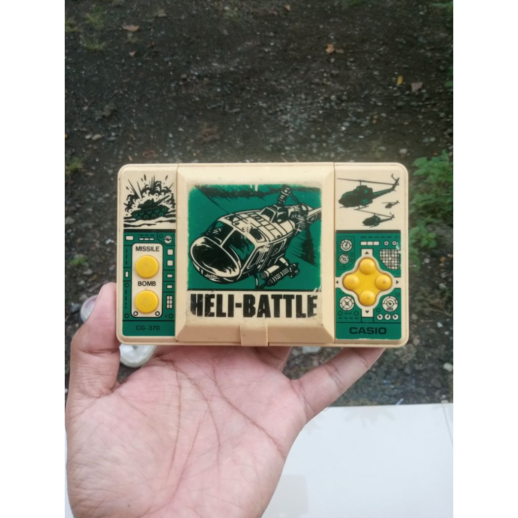 CASIO GAME WATCH HELI-BATTLE CG-370 BAHAN