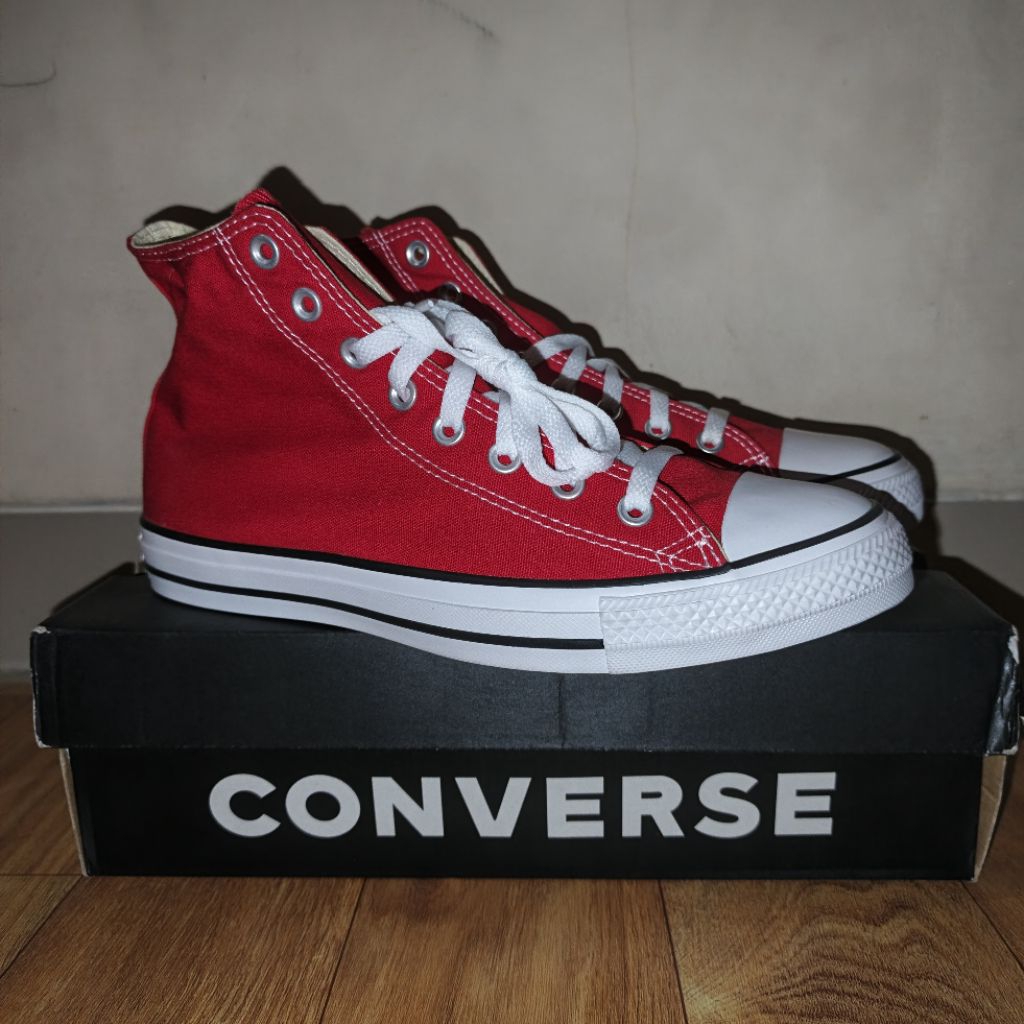 Sale ex display CONVERSE ALL STAR HI RED  M9621C (PT. Mitra Adi Perkasa)