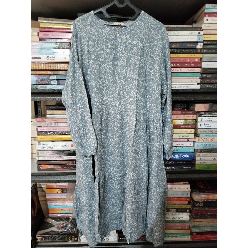 PRELOVED TUNIK Yomi bunga biru muda jumbo bigsize 100kg+++