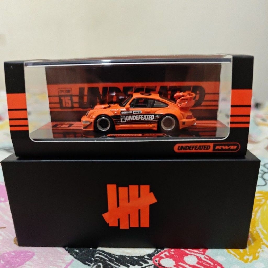 Inno 64 RWB 993 Porsche Undefeated