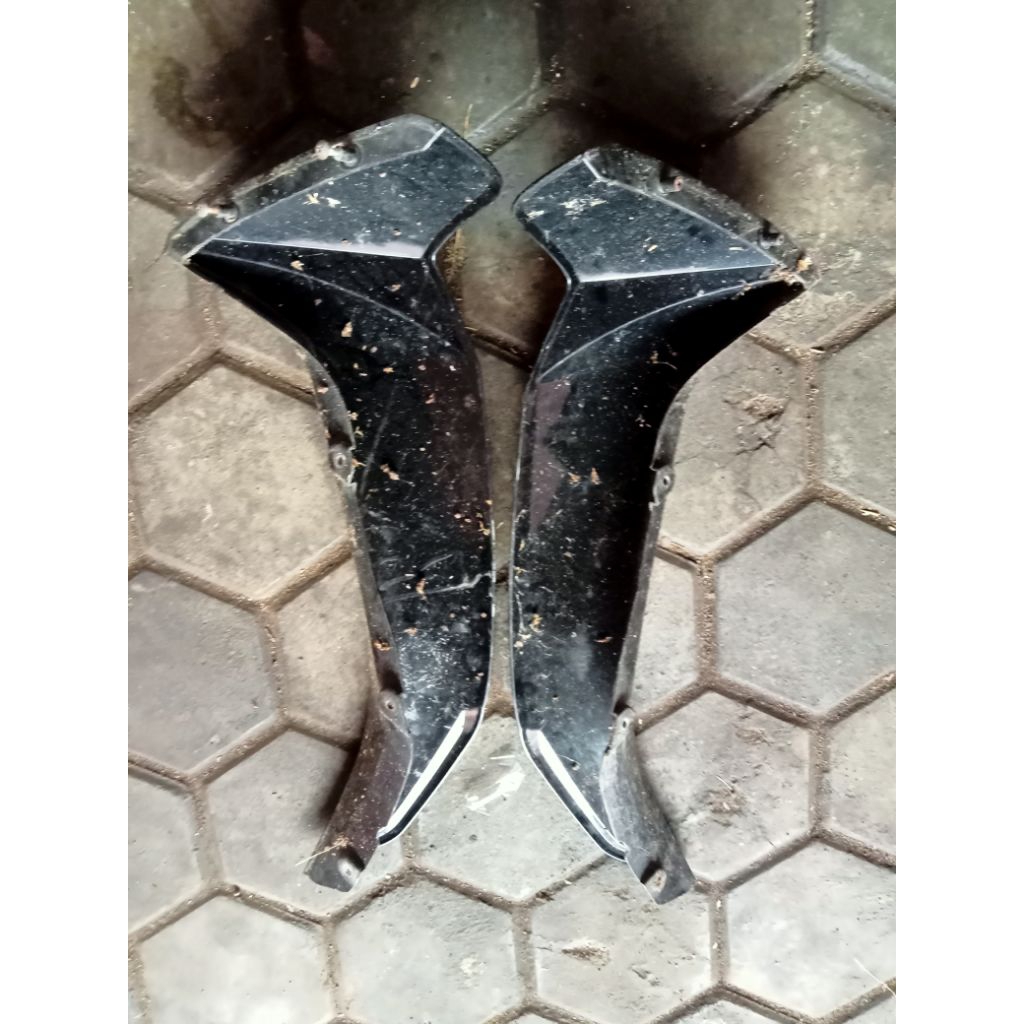 sayap cover bodi samping depan Vega r new original copotan motor