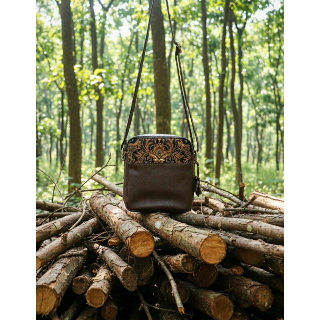 Tas Slempang Tas Batik Kulit
