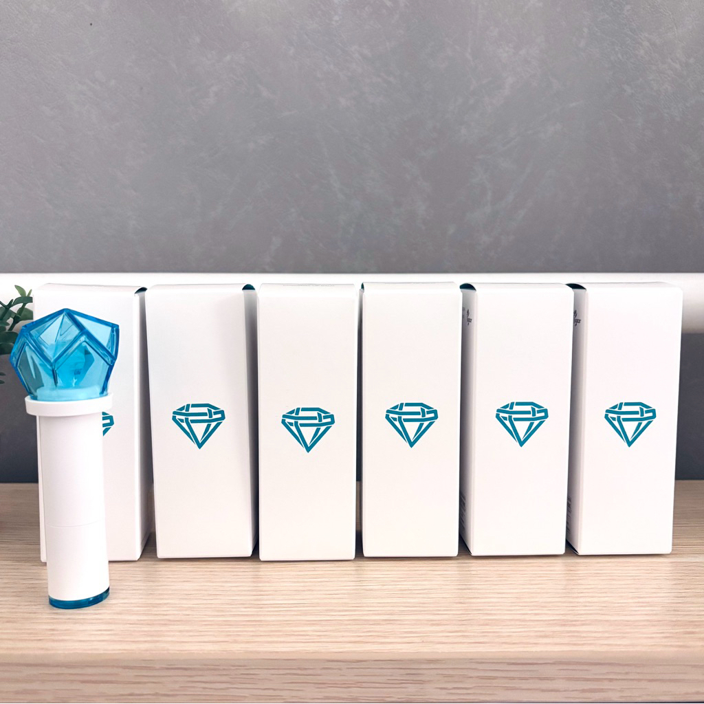 Ready Stock SHINee Fansignal Lip Balm AmorePacific x SM Lipbalm