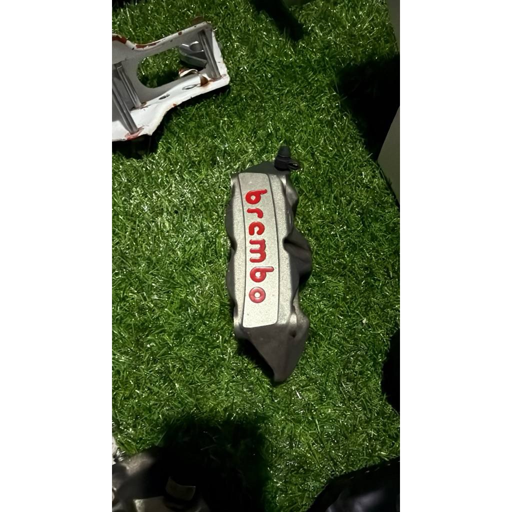 Kaliper Brembo M4 KIRI original copotan