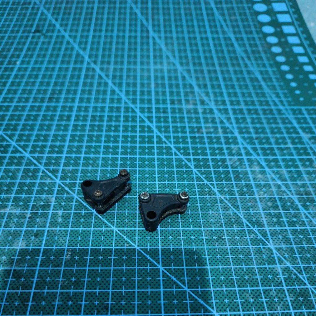 WL Toys Connector Shock Depan