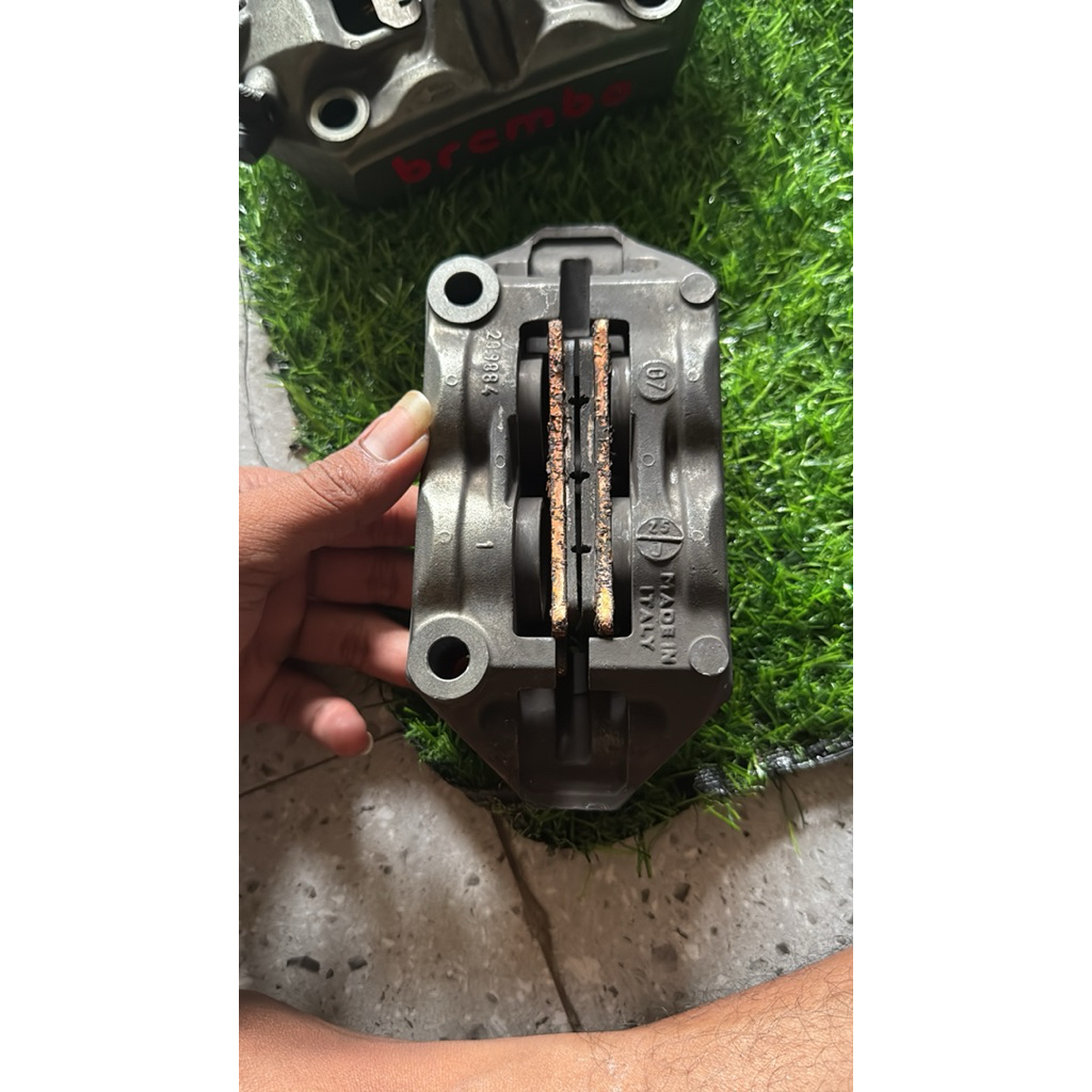 KALIPER BREMBO M4 KIRI ORIGINAL COPOTAN