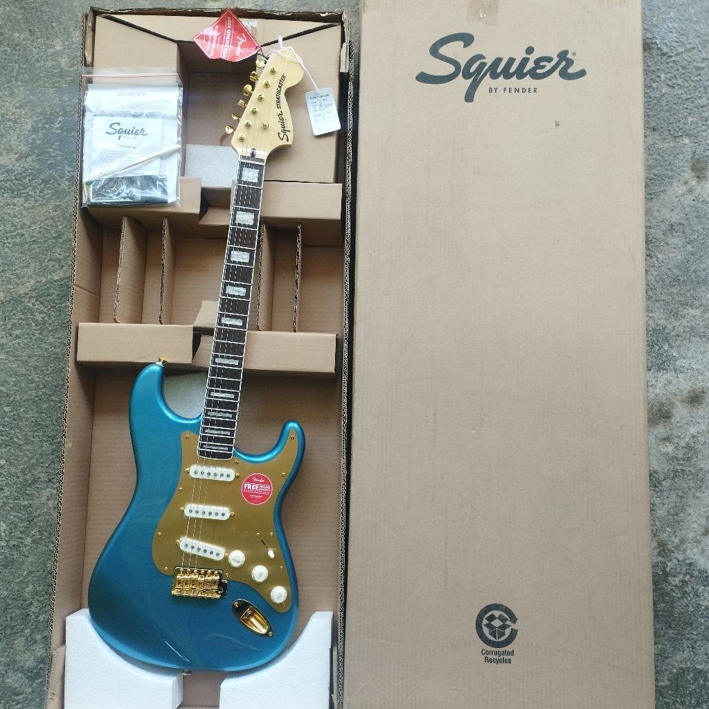 GITAR LISTRIK ORIGINAL SQUIER BY FENDER 40TH ANNIVERSARY STRATOCASTER MODEL MURAH