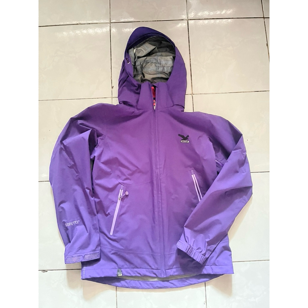 Jaket Salewa Gorpcore Goretex Hiking Trekking Gunung Parasut Anti air