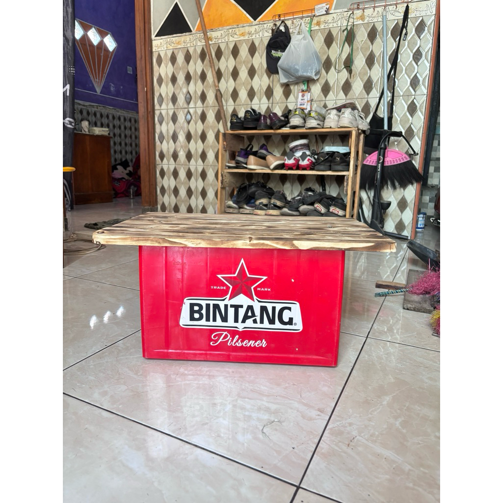 MEJA KRAT MINUMAN BINTANG