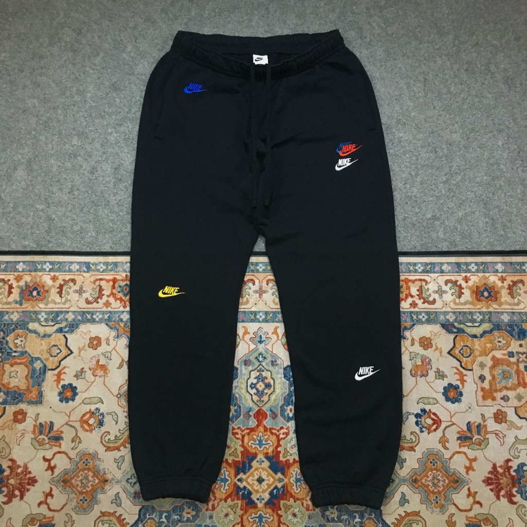 Jogger Nike Seven Swoosh