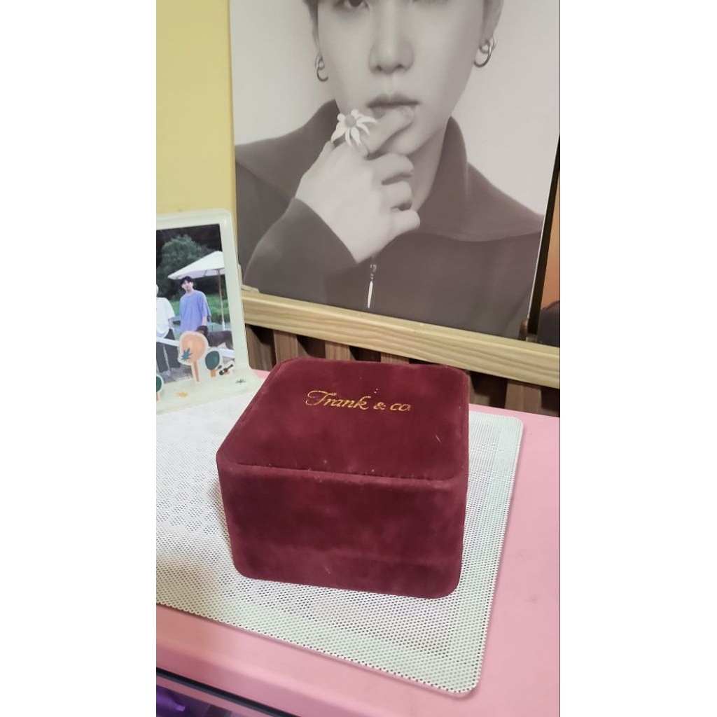 preloved box/kotak kalung Frank n co