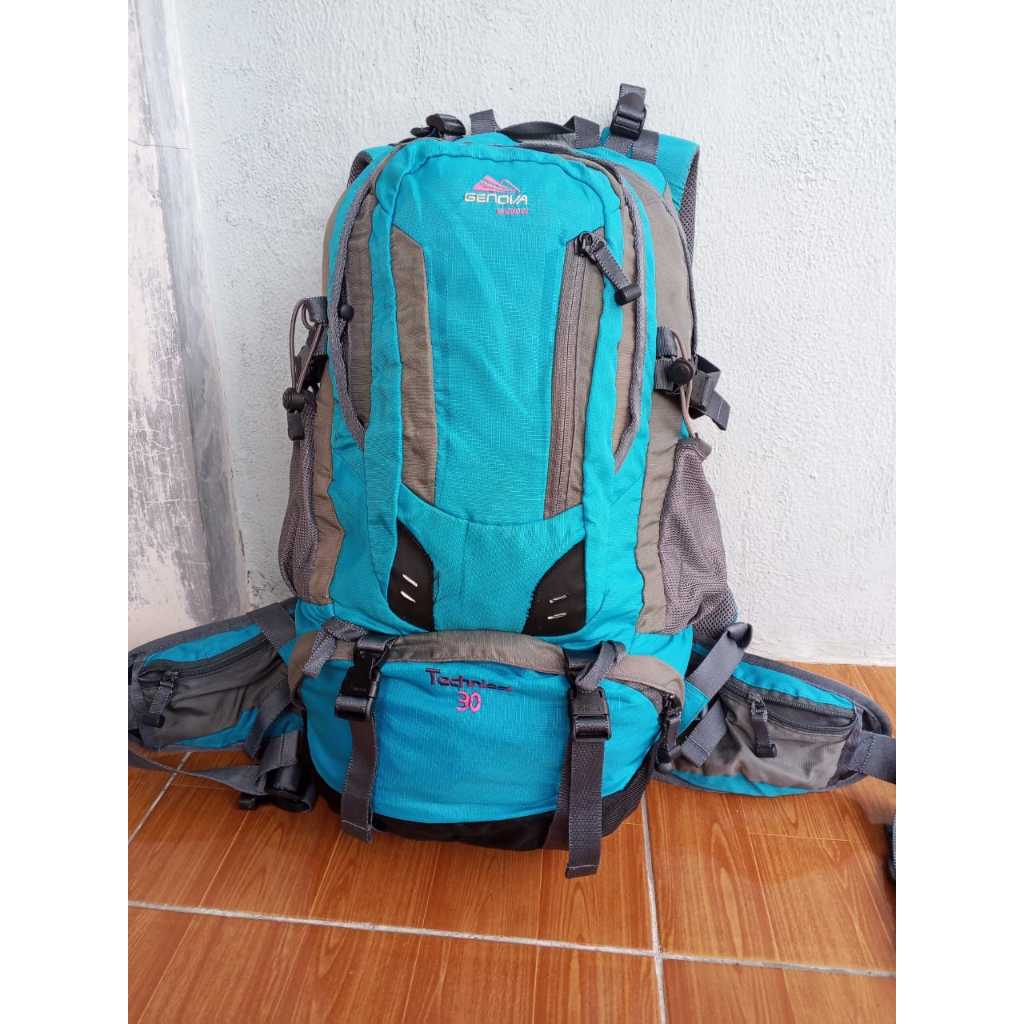 Genova Outdoor 30L backpack Carrier