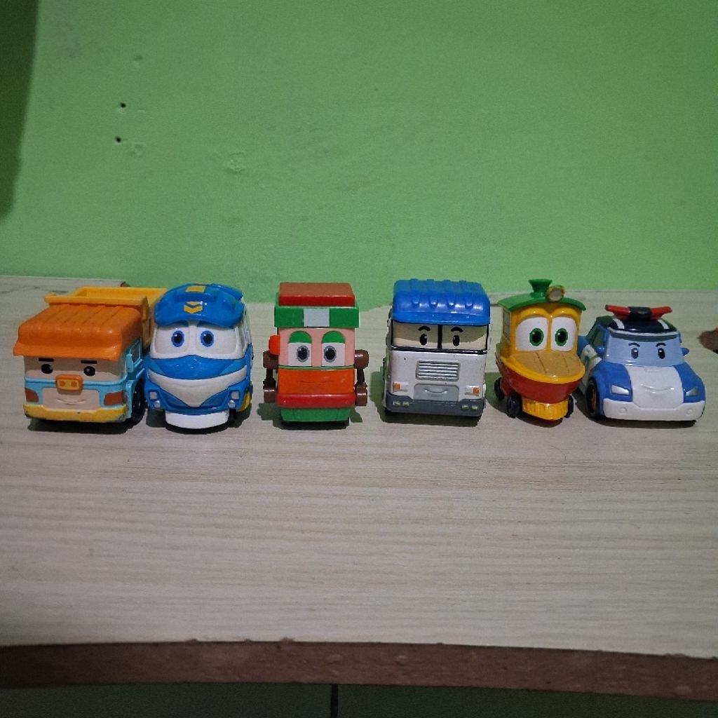 PRELOVED - Silverlit - Diecast Robocar Poli dan Robot Trains ( Mobil Besi)