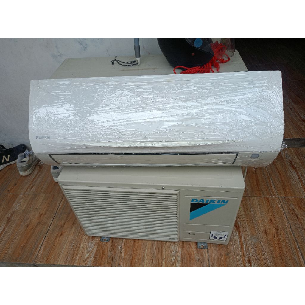 AC SECOND DAIKIN THAILAND 1PK YUNIT ORISINIL BERGARANSI