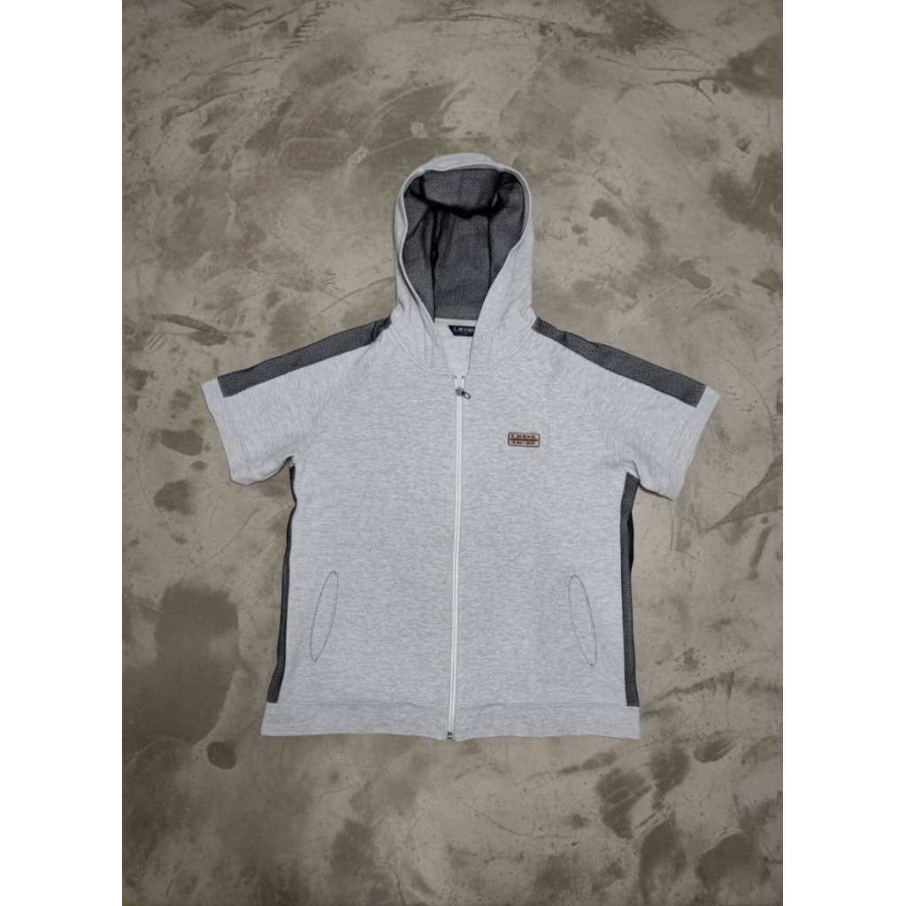 Lecaf Sporty Hoodie lengan pendek