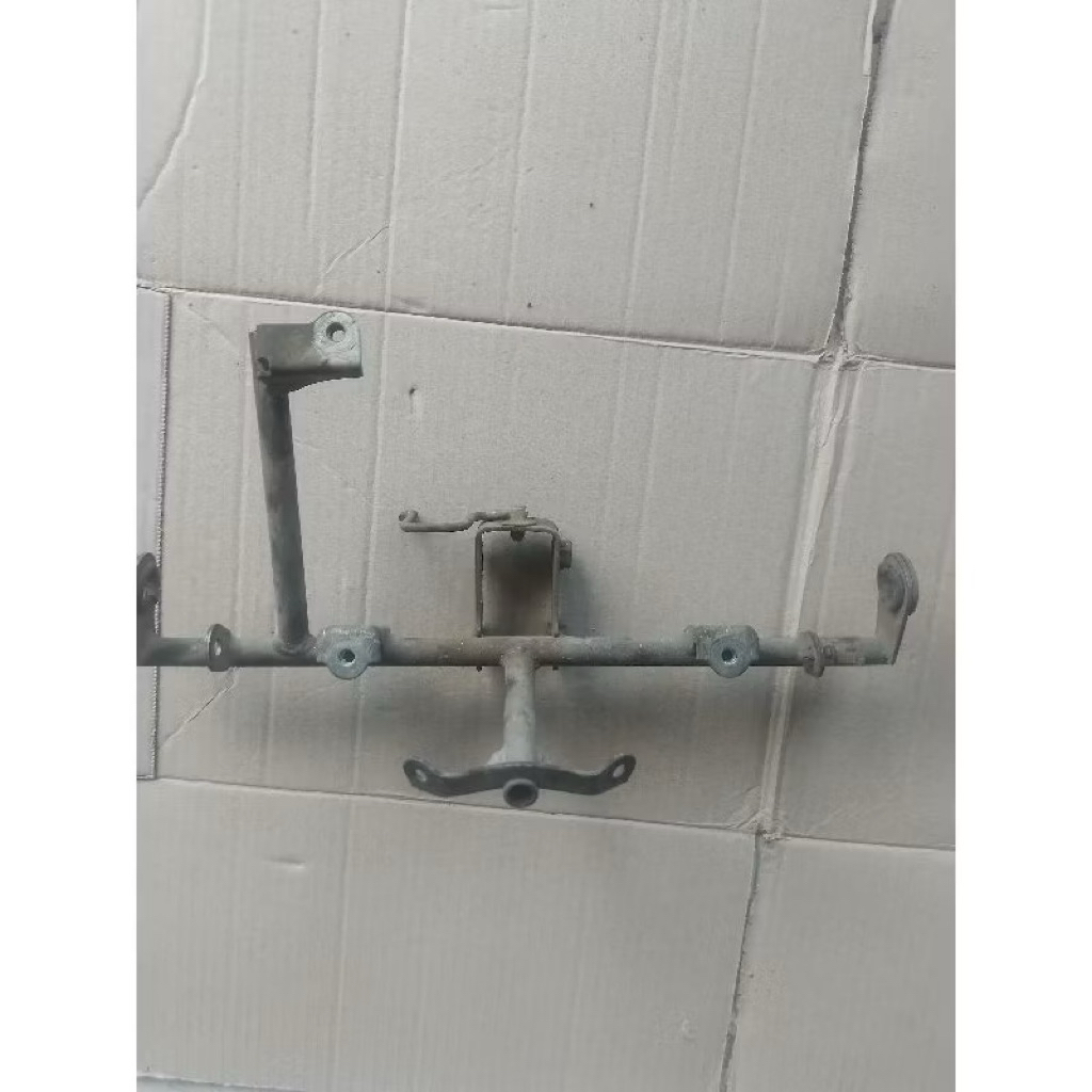 BRAKET DUDUKAN TAMENG DEPAN SUPRA X 125 HELM IN FI KYZ ORI COPOTAN DUDUKAN SAYAP SUPRA X HELM IN