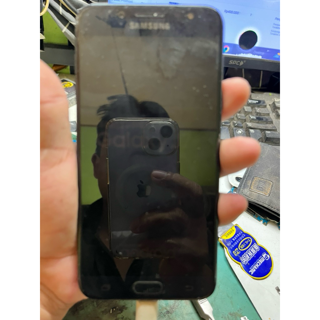 Samsung j7 plus minus LCD gelap