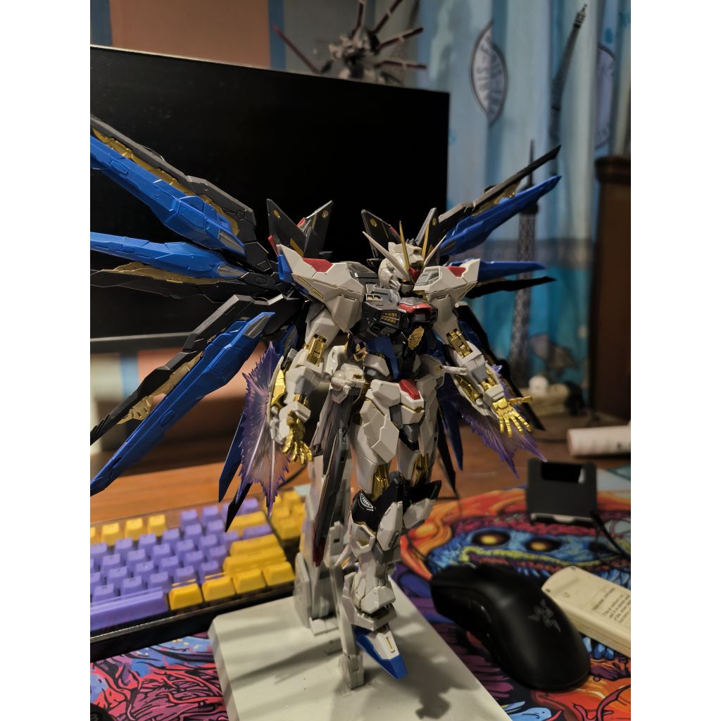 Daban Model 8802 MG 1/100 Strike Freedom