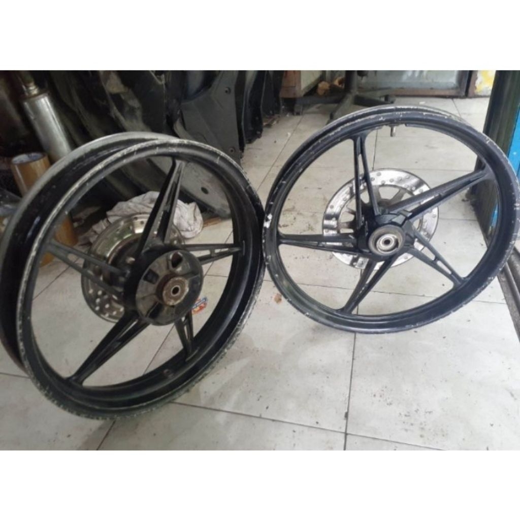 pelek velg depan belakang motor Yamaha Jupiter MX new original copotan