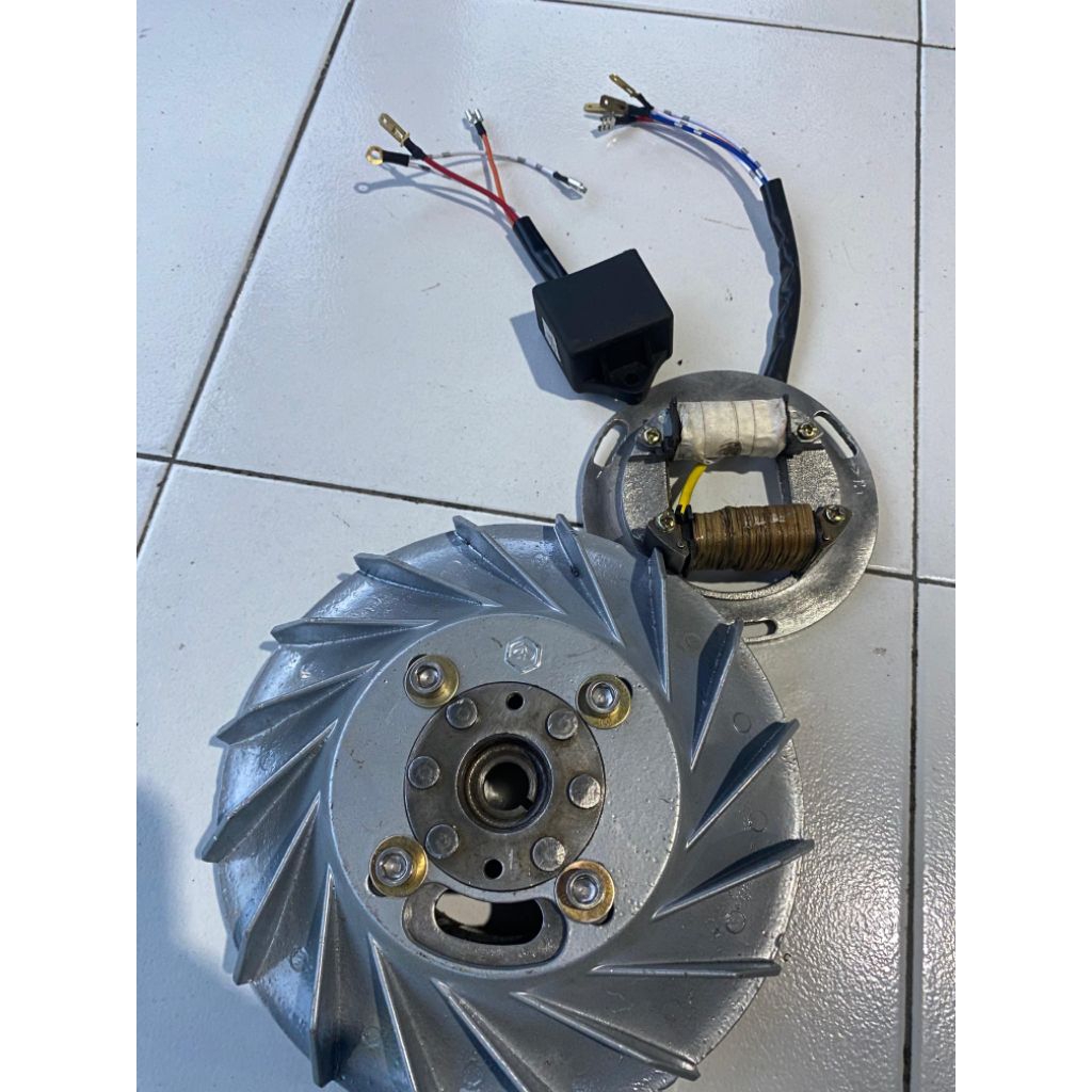 magnet set Rc PNp vespa as besar