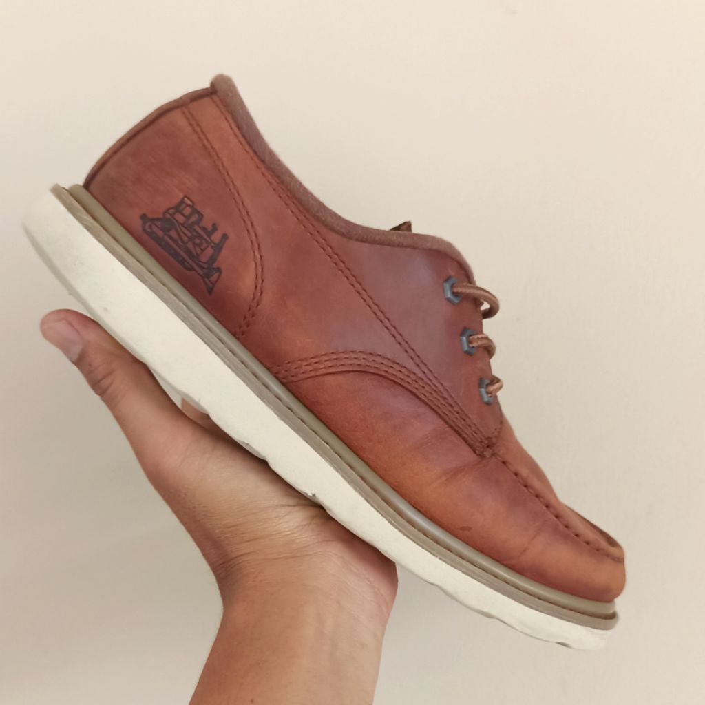 CATERPILLAR MOCTOE Boots Low Good Condition