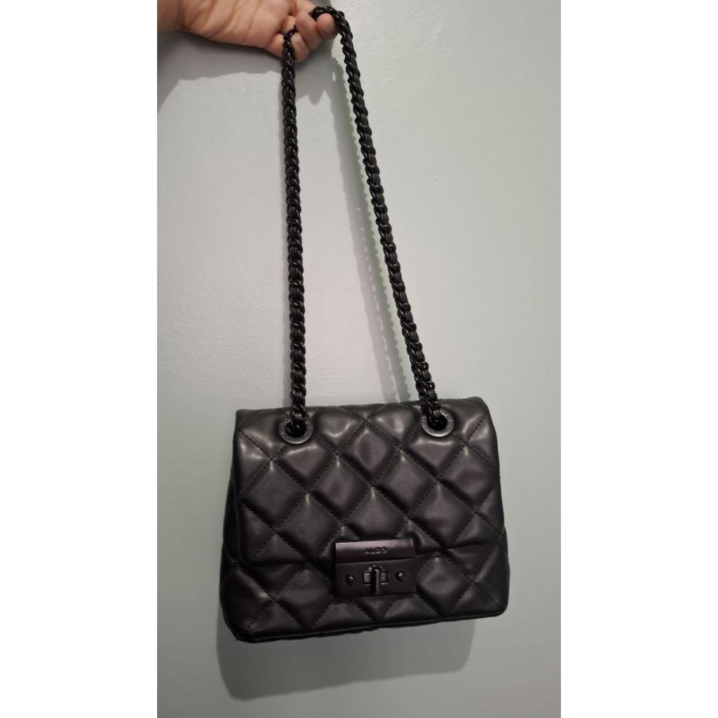 Tas wanita merk ALDO warna full black