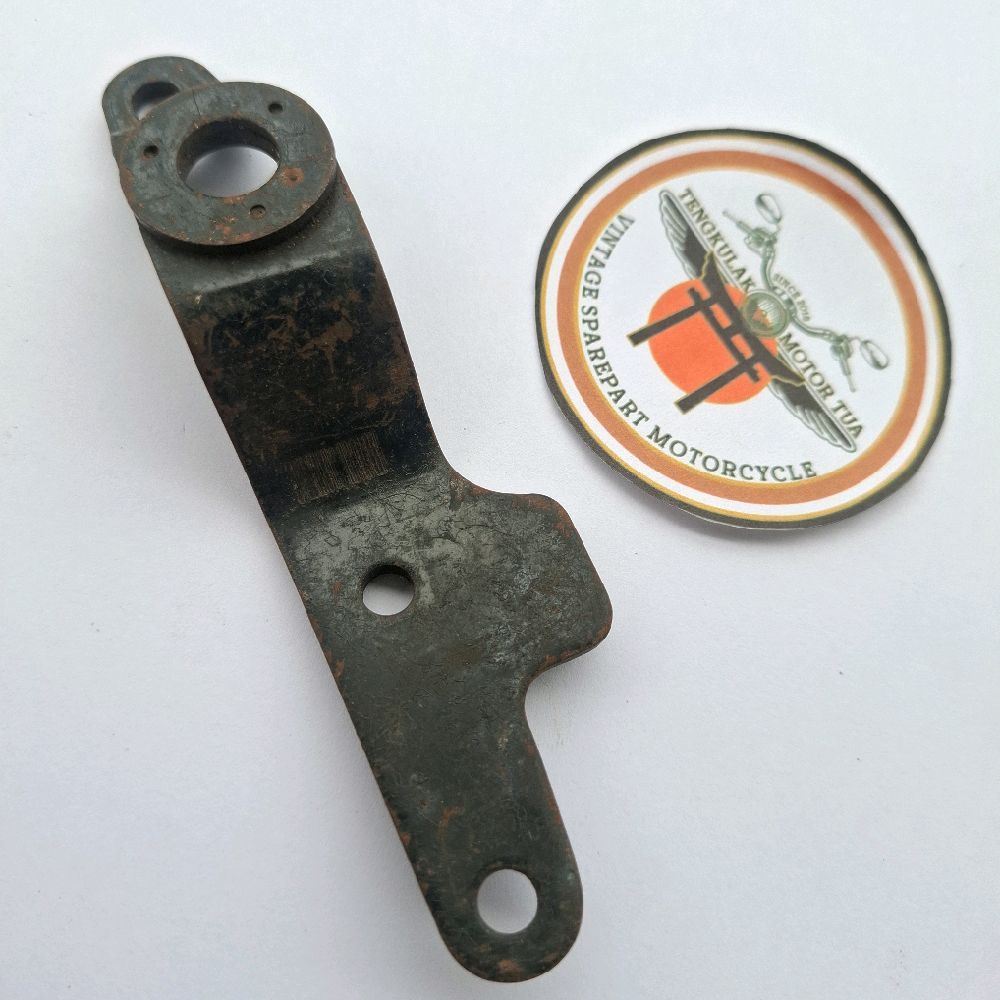 Braket dudukan Helmet holder Kunci helm original NOS s90 s90z benly s110 cs90 90z s90