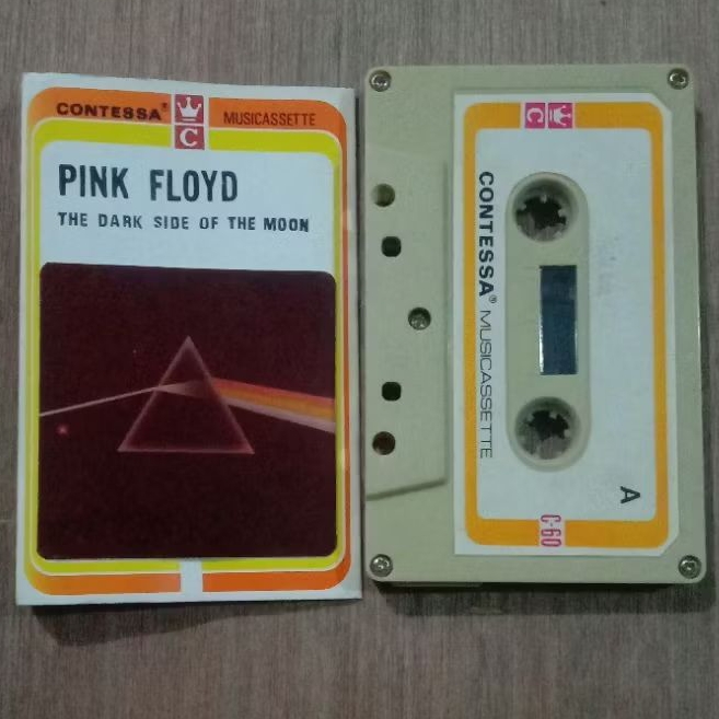 kaset pink floyd - the dark side of the moon