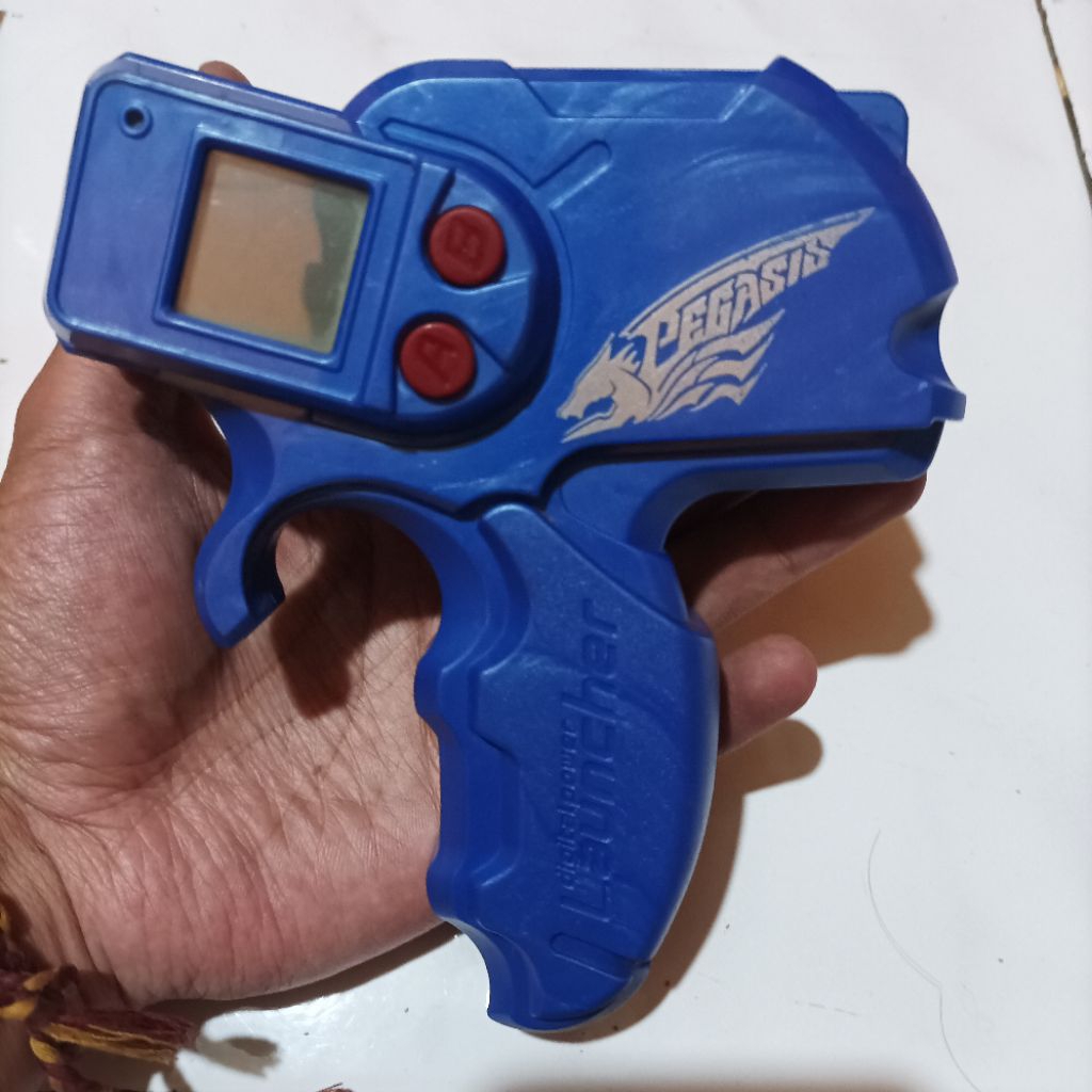 Original Takara Tomy Beyblade Burst Digital Pegasus Mainan Action Figure