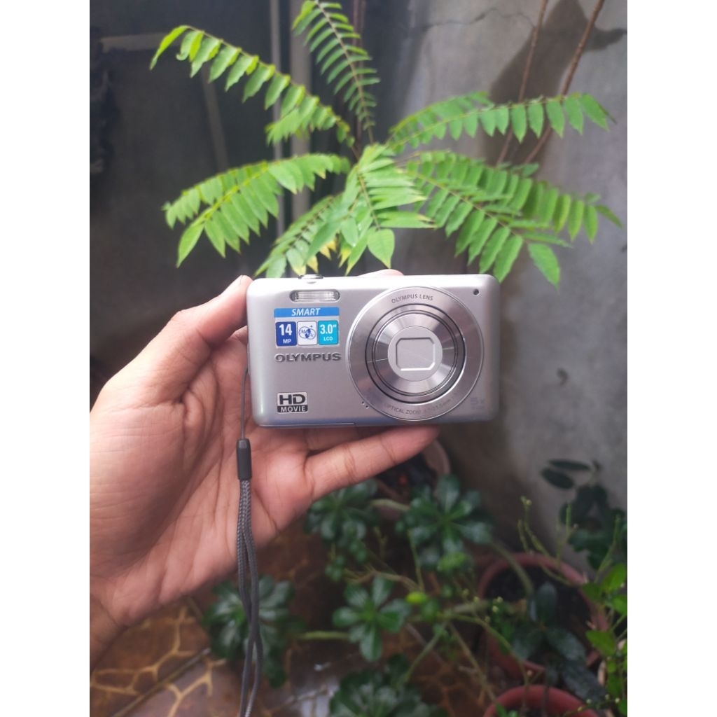 Kamera digital Olympus VG-120