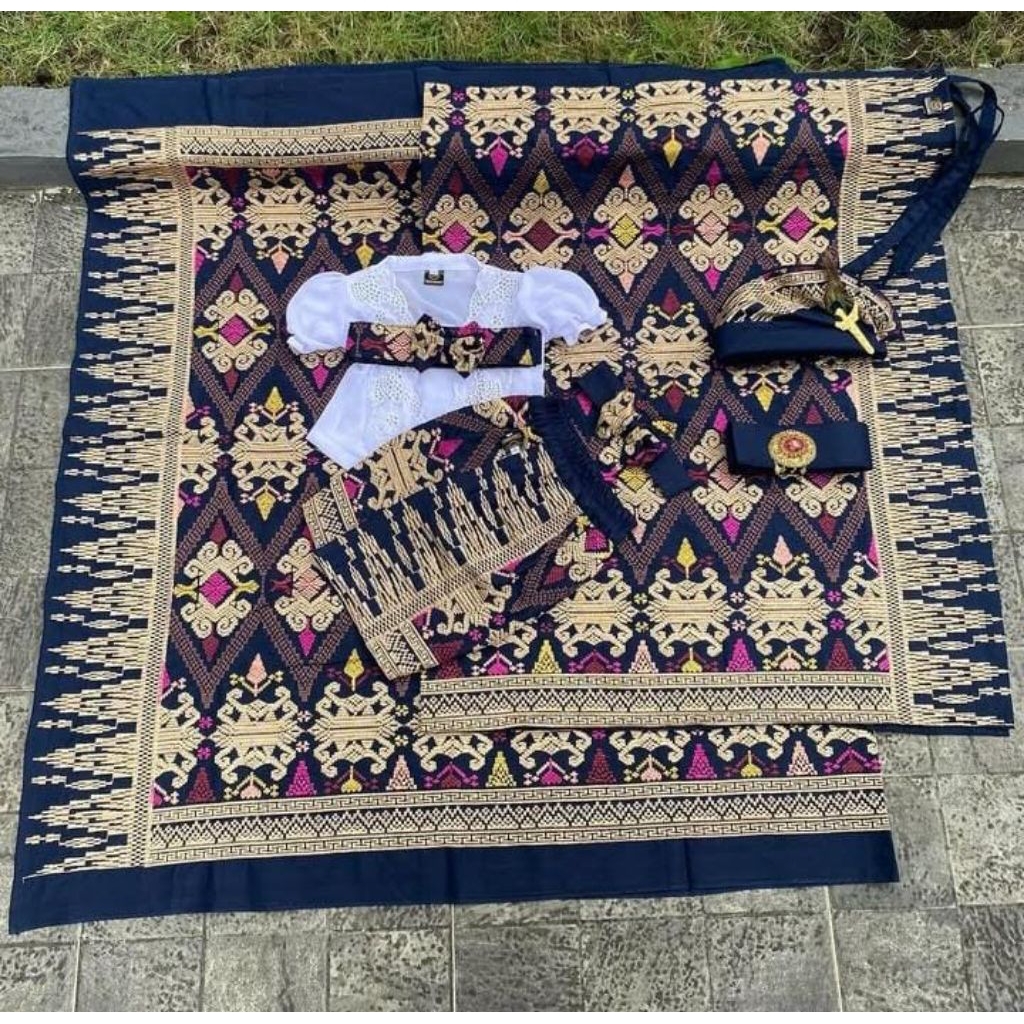 couple set family kebaya Kamen ibu anak dan bapak untuk 3blnan