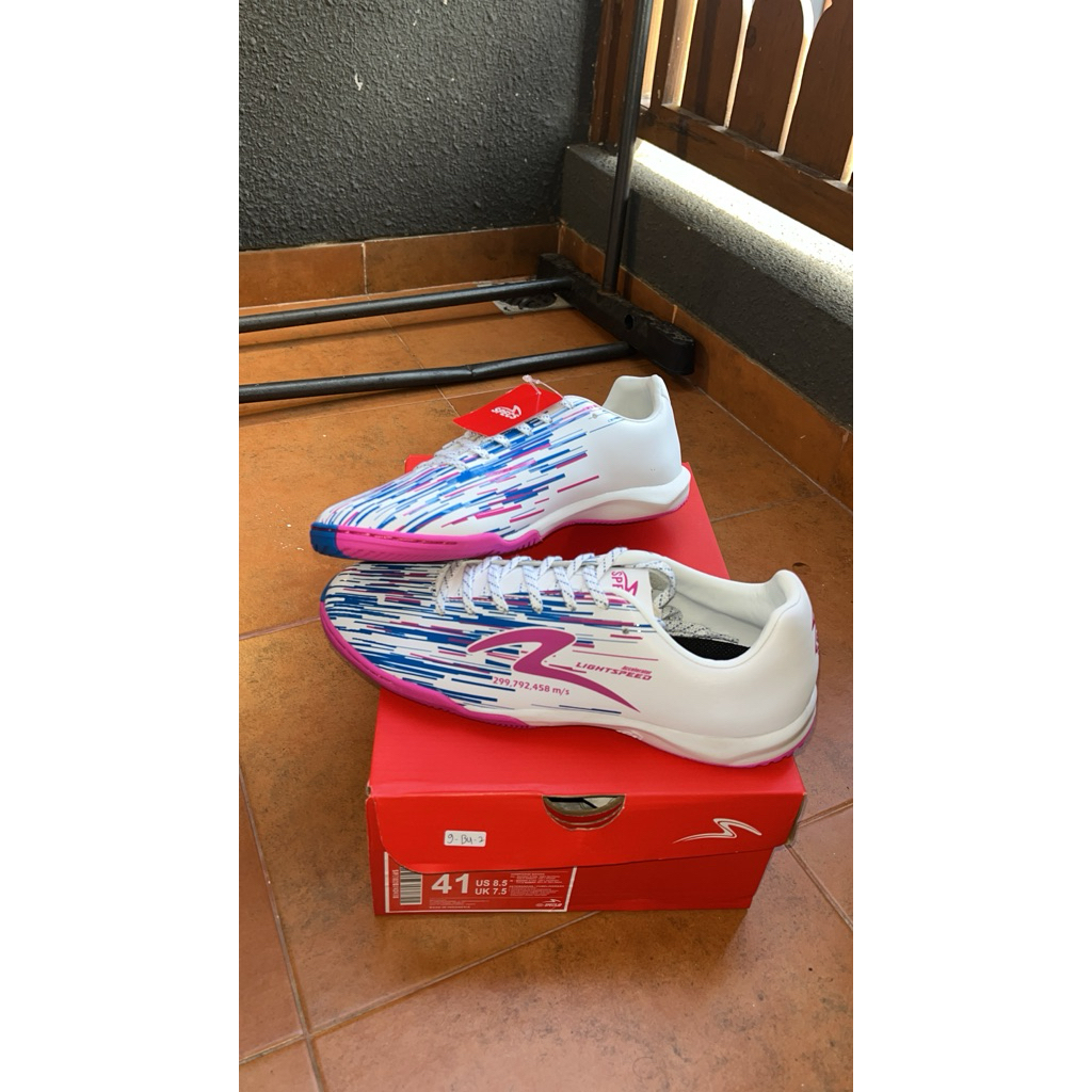 Sepatu Futsal Specs Lightspeed