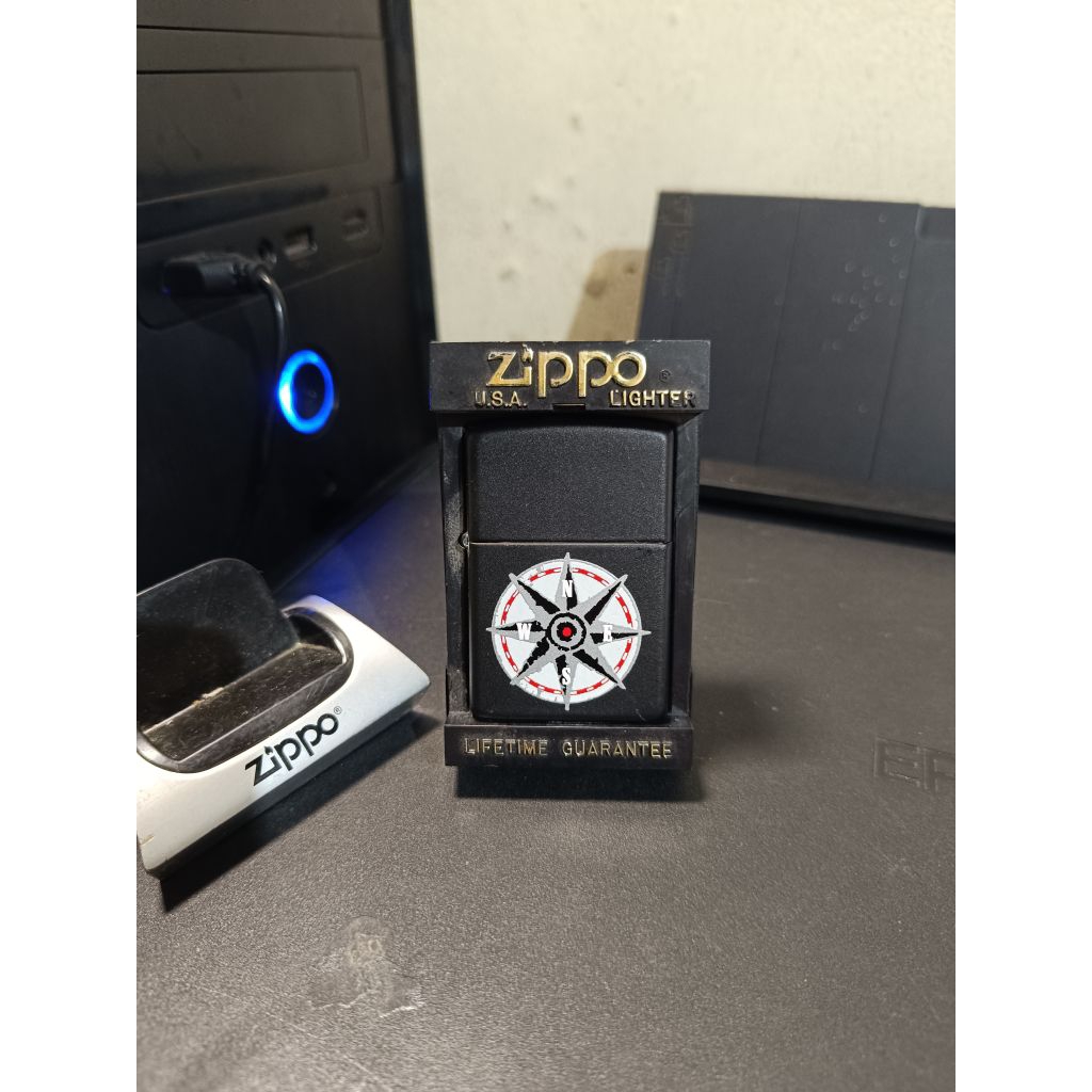 Zippo Compass MRBL Black Matte 1998