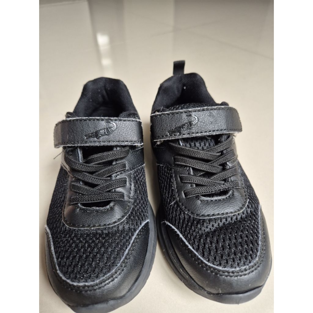 preloved sepatu sekolah anak crocodile