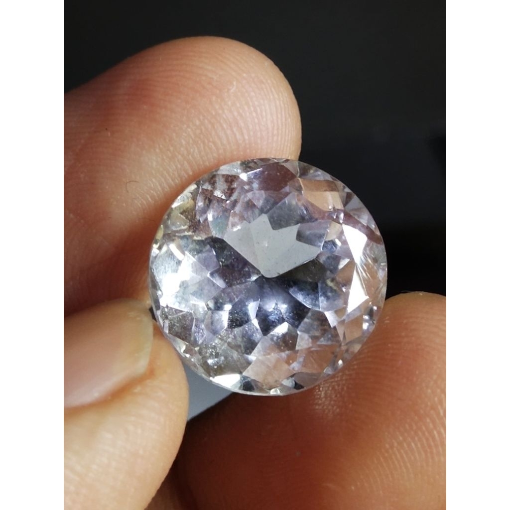 Natural Rock Crystal Quartz Memo 15 x 15 x 9.5 mm 12.5 Ct Kinyang Air Kecubung Round Cutting Bulat J