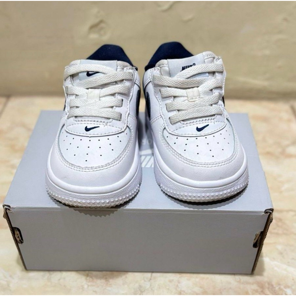 SEPATU NIKE KIDS AIR FORCE 1 (PRELOVED)