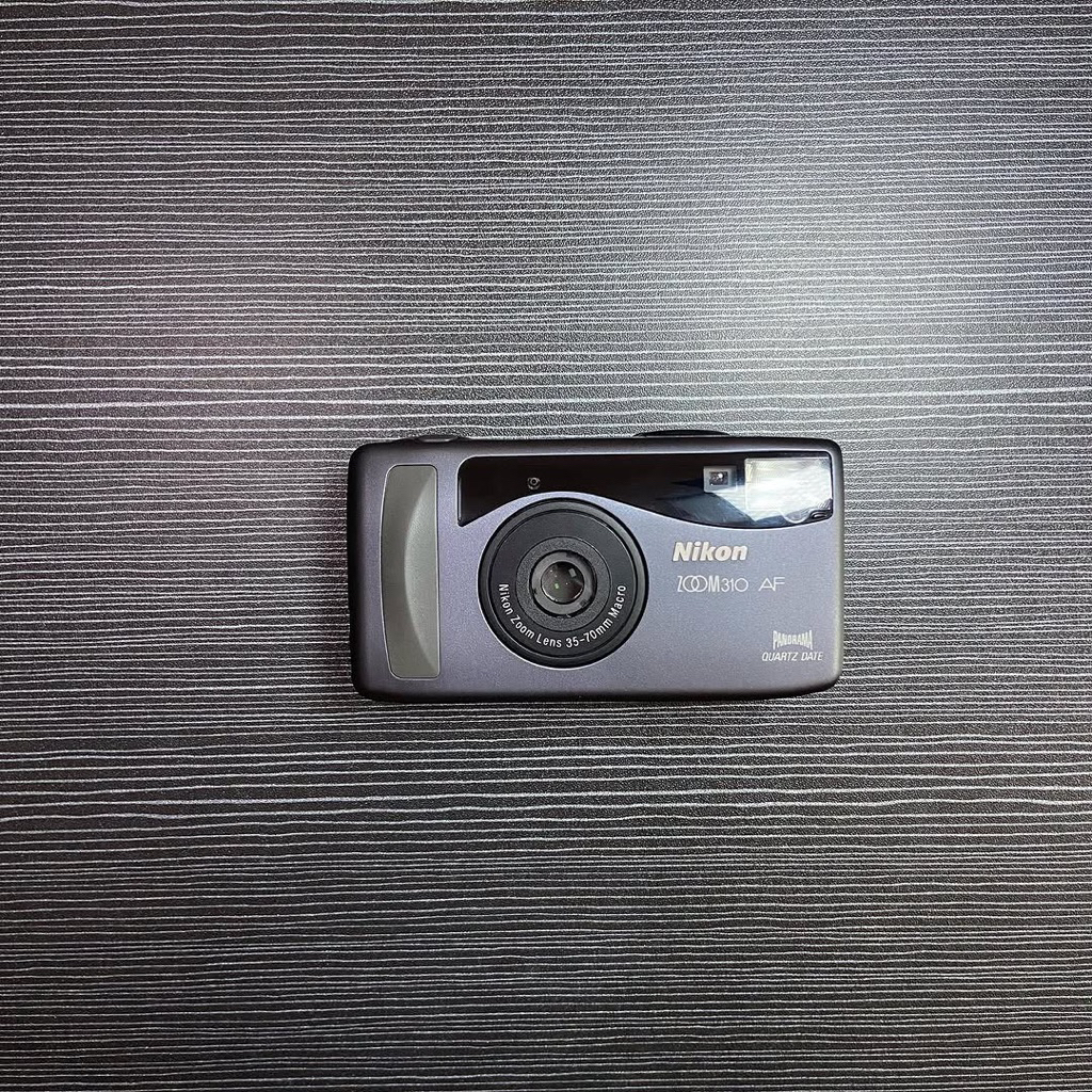 Nikon Zoom 310 AF ( Analog Film Camera )