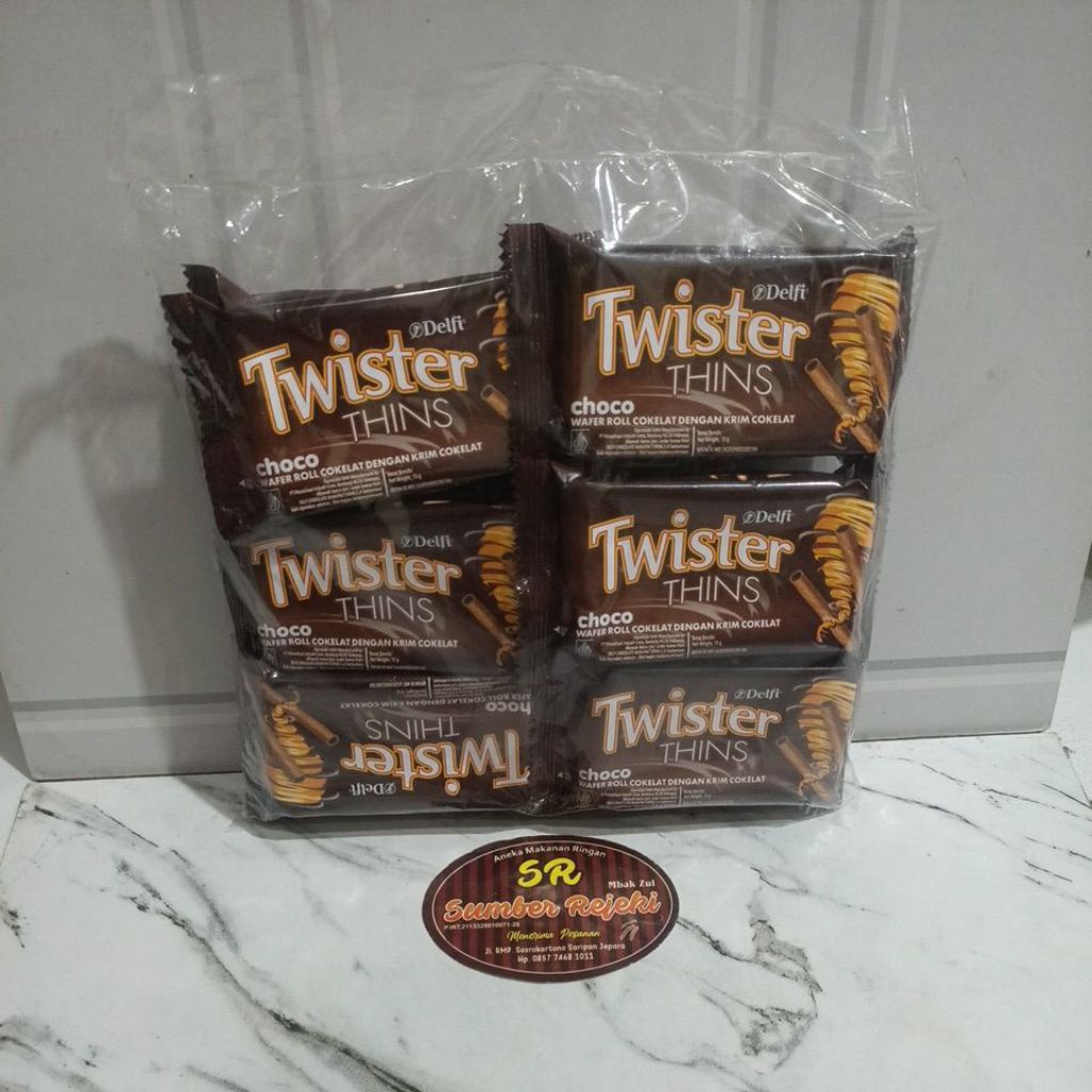 TWISTER THINS RASA CHOCO ISI 12 PCS BERAT 180 GRAM